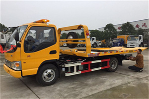 东山哪里有拖车服务