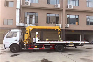 东山附近汽车轮胎更换